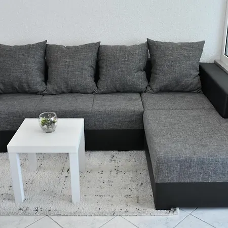 Apartmani Mariva Dicmo Extérieur photo