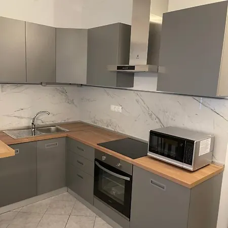 Apartmani Mariva Dicmo Extérieur photo